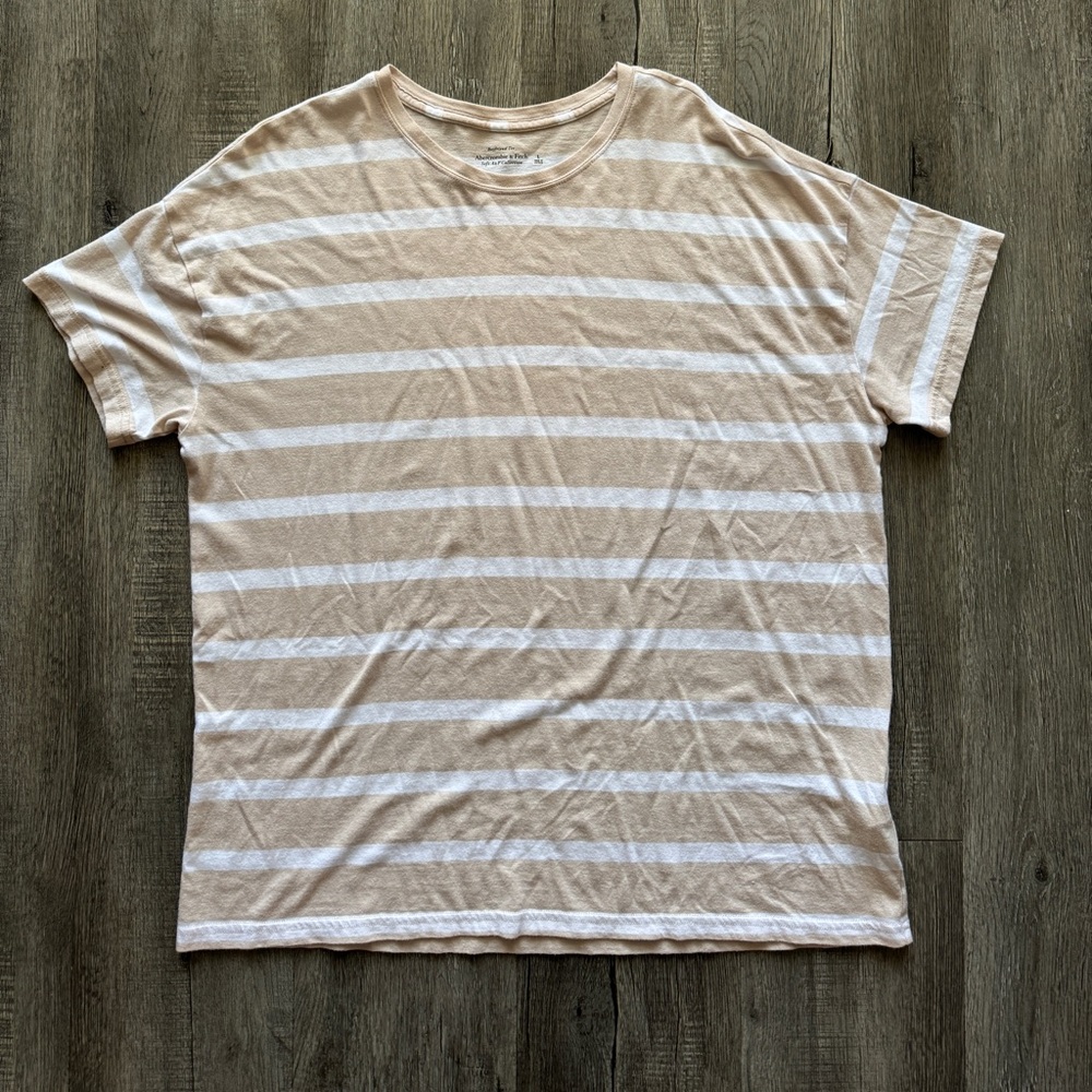 Abercrombie boyfriend t-shirt